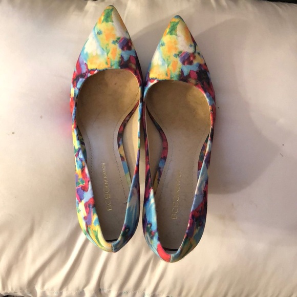 Shoes - Picture 1 of 3